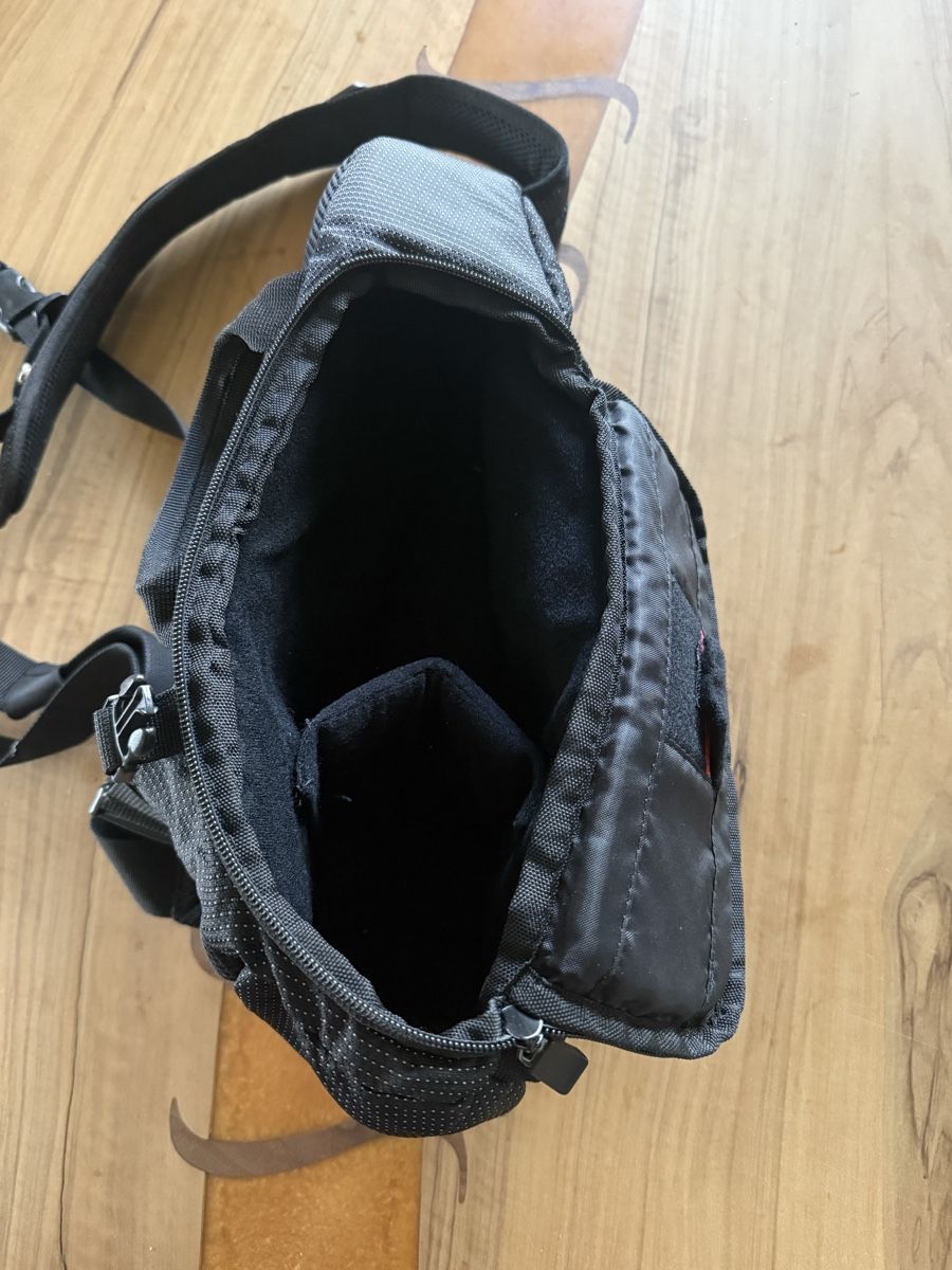 Zaini: Fotorucksack Black – Usato da Schaffhausen venduto da Annafeil 3