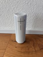 Bluetooth Lautsprecher UE Boom weiss guter Zustand