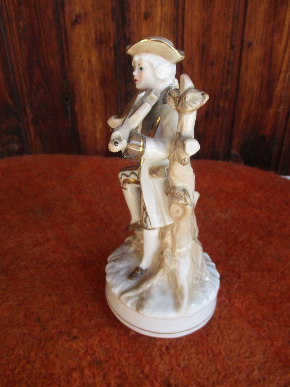 Spieldosen: Porzellanfigur mit Musik – Gebraucht aus Weier im Emmental von waefler03 3