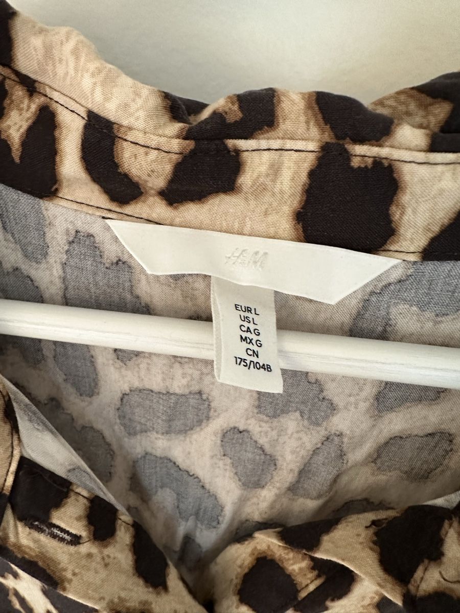 H&M Robes: Kleid Leo-Print Grösse L – D'occasion à Zürich par RickyNicky 3