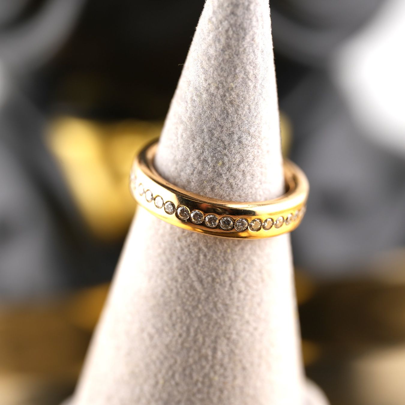 Anelli: Goldring 18K mit Diamanten – Usato da Basel venduto da Vip24 1