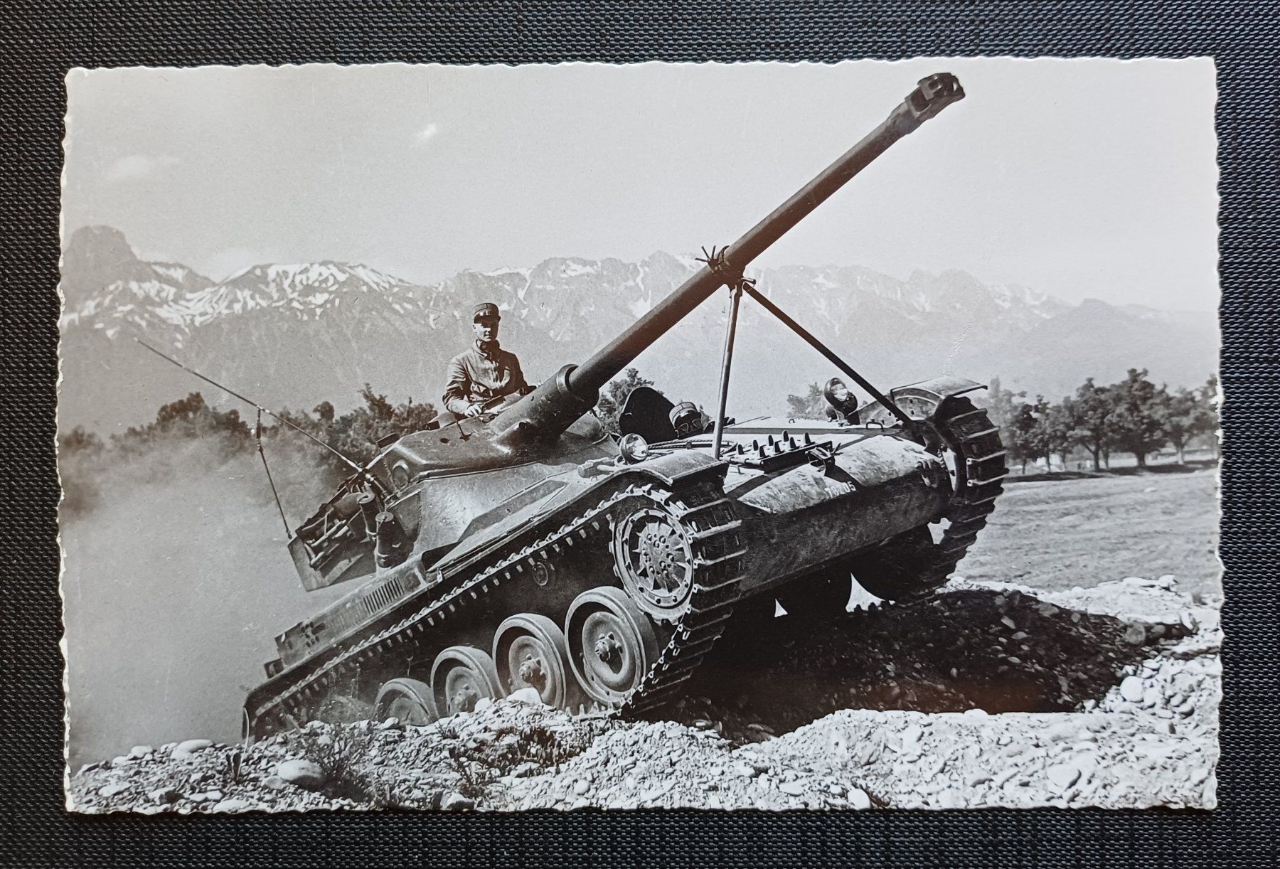 Cartoline postali: AK Militär PANZER AMX-13 Schweiz – Usato da Brittnau venduto da simionius