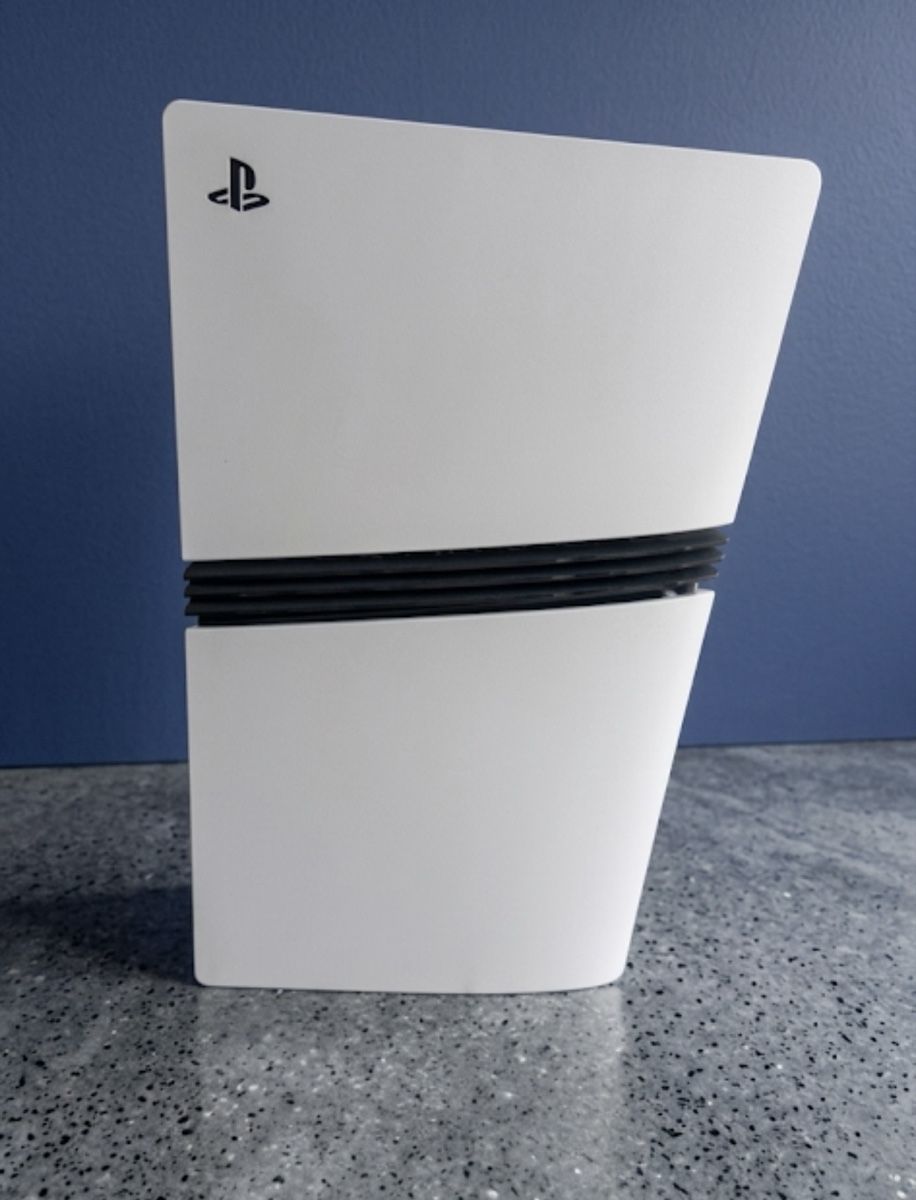 Sony Console: PlayStation 5 Pro mit Restgarantie – Usato da Wohlen AG venduto da Neunfranken