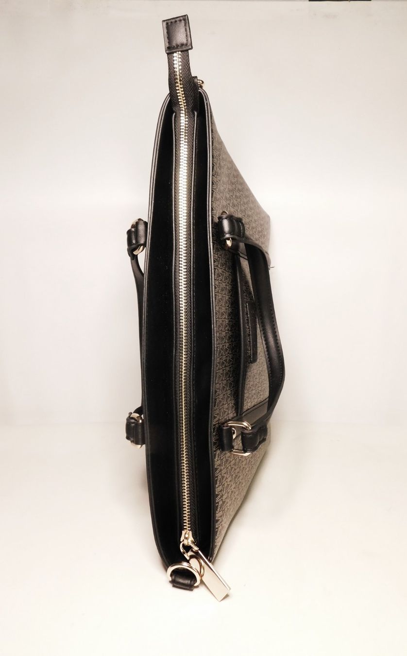 Taschen für Damen: Michael Shannon Handtasche – Gebraucht aus Emmenbrücke von Ulisse-22 7