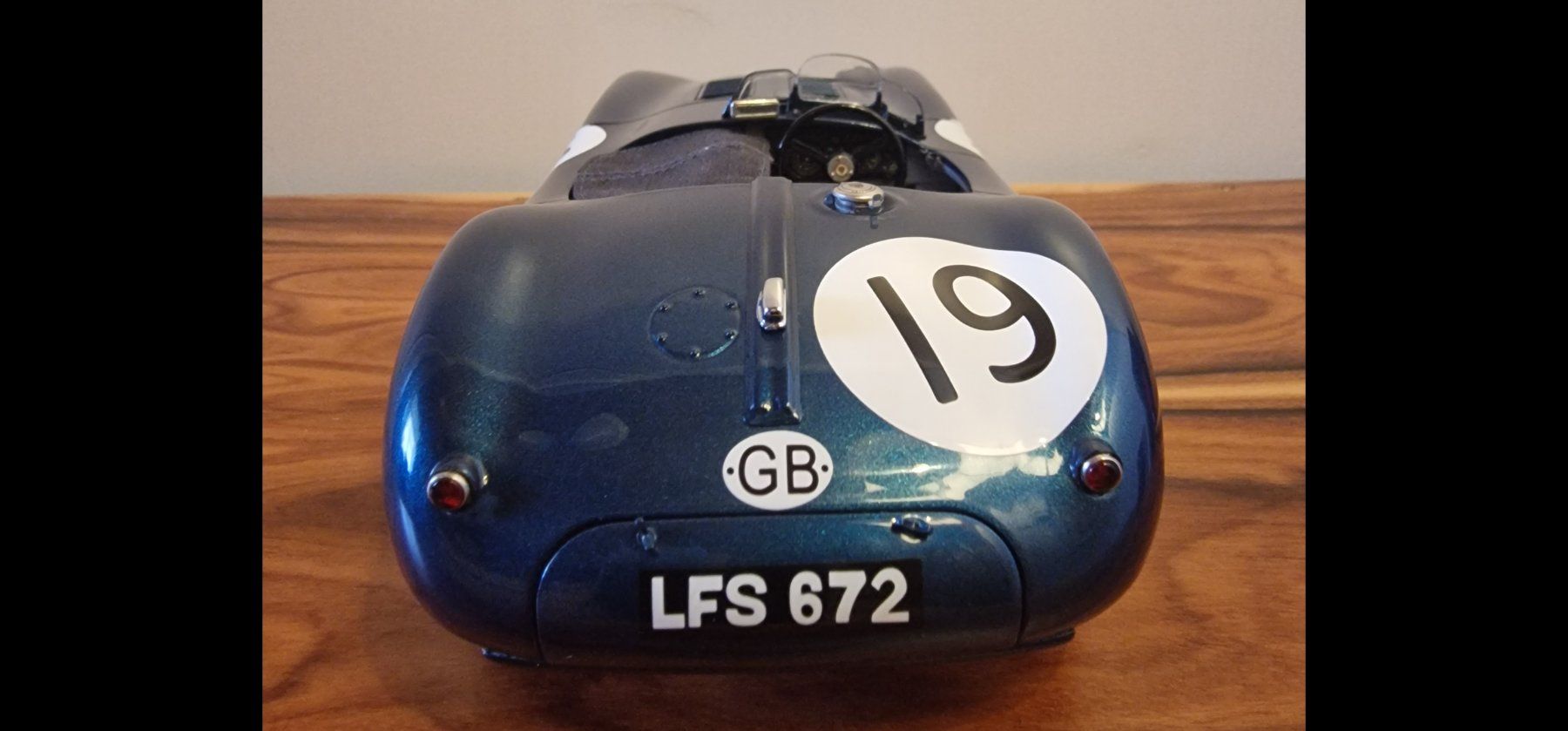 CMC Modellautos: CMC 1:18 Jaguar C-Type #19 – Gebraucht aus Rüti b. Büren von tempo50 3