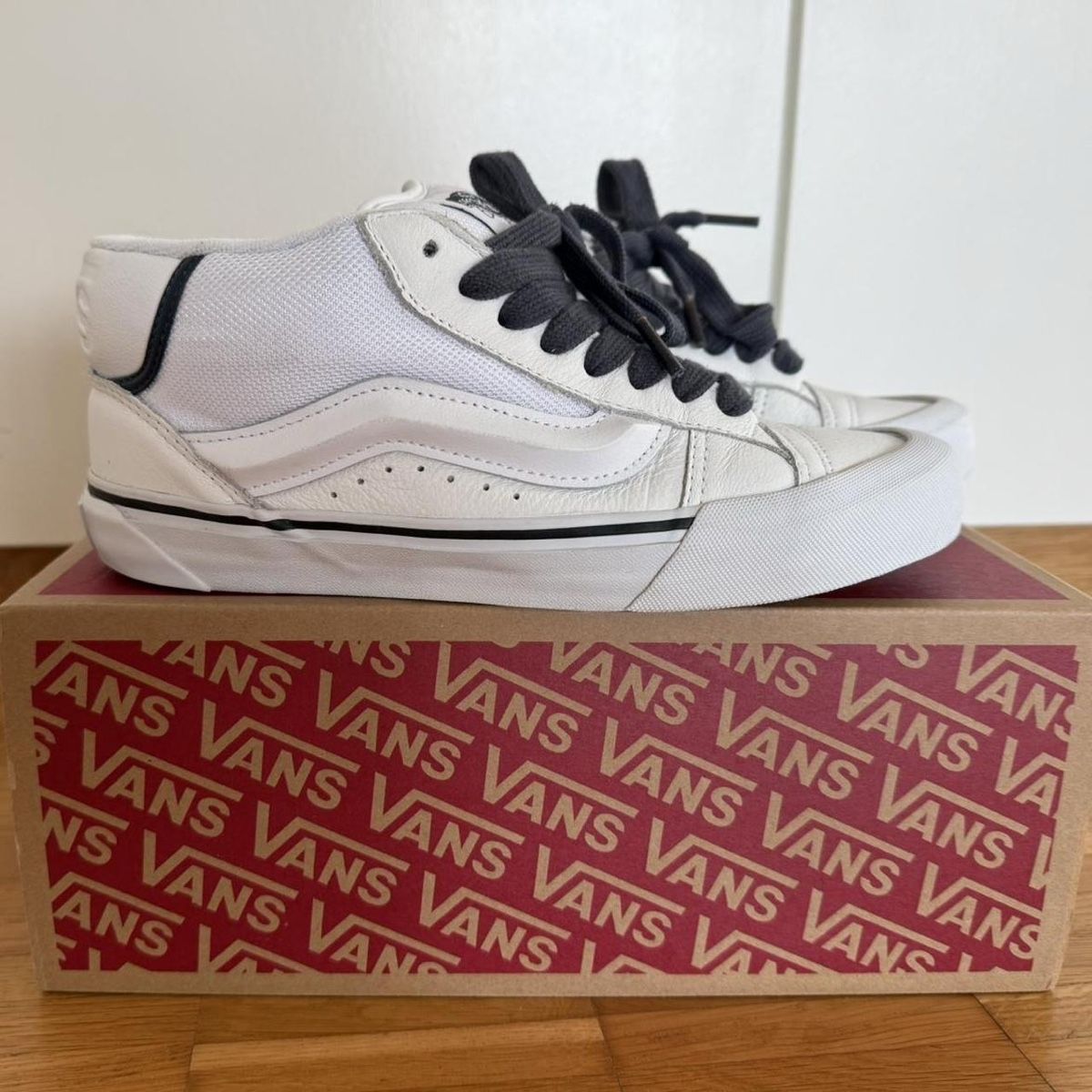 Chaussures femmes: Vans Knu Mid Schuhe  – D'occasion à Alchenflüh par hel_n6bm