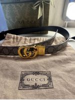 Ceinture Gucci authentique, boucle dorée, taille 75 cm!