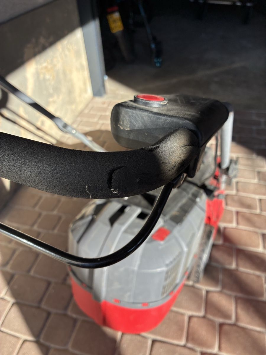 Einhell Tagliaerba: Akku Rasenmäher Einhell mit 2 Akkus – Usato da Langenthal venduto da Bucheli.Langenthal 3