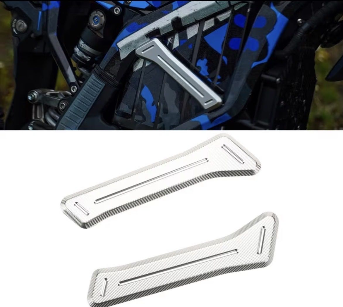 Sur-Ron Tutti i ricambio per moto: Surron Ultra Bee Batterie Abdeckung / Rahmenteil – Nuovo e nell'imballaggio originale da Büttikon AG venduto da LucasOderSo