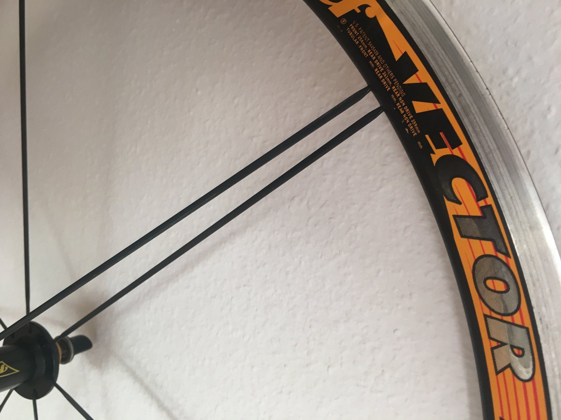 Rolf Vector Pro Vorderrad (Gebraucht) in Obermumpf für CHF 39