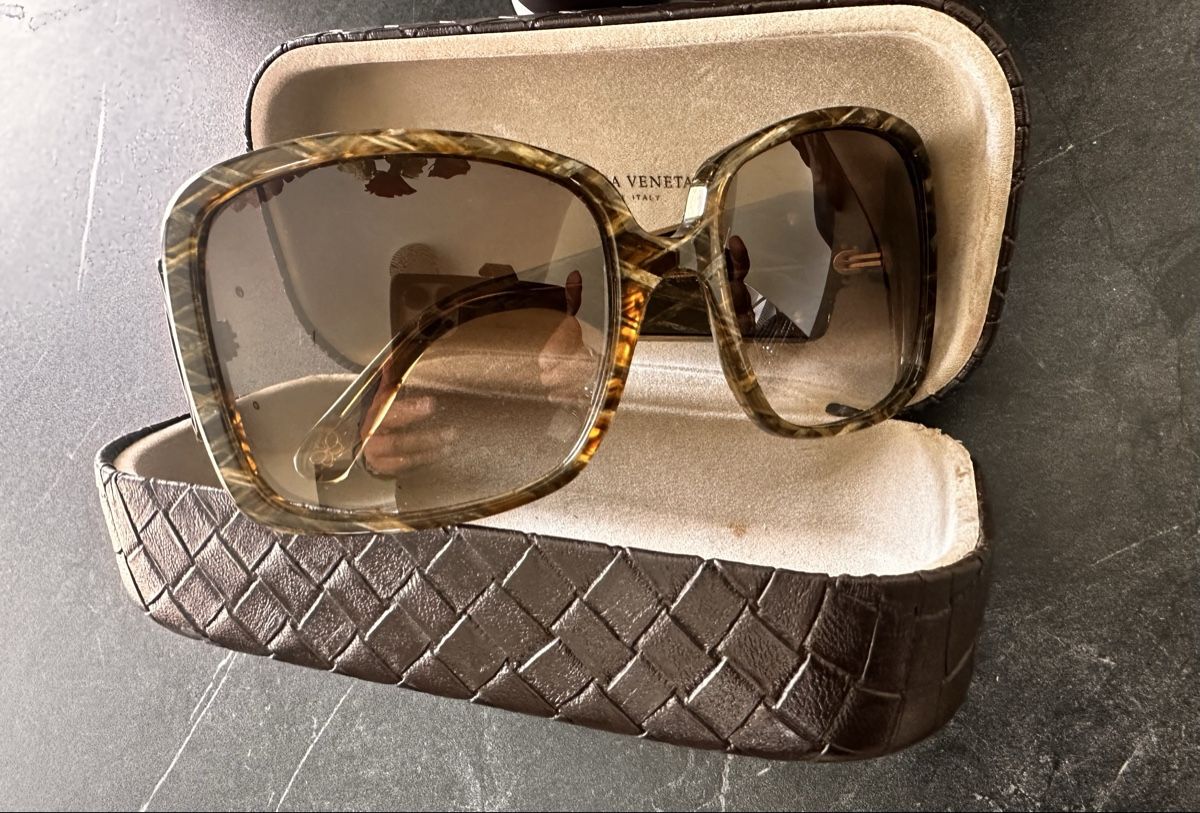 Bottega Veneta Lunettes & Verres: Bottega Veneta Sonnenbrillen  – Neuf avec emballage d'origine à Burgdorf par N.O.C. 2