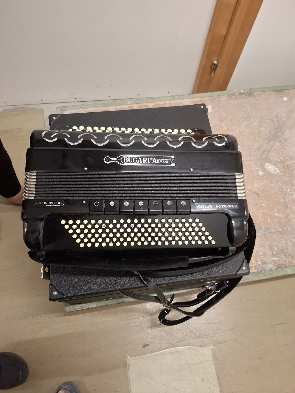 Strumenti musicali: 4.chorig Bugari chromatisch – Usato da Villeneuve venduto da BibiVintage