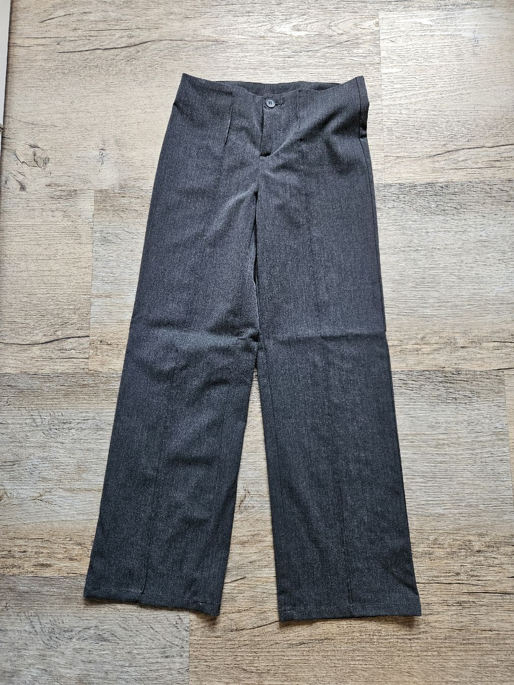 H&M Hosen: Stoffhose Gr. 140 – Gebraucht aus Altendorf von egi83