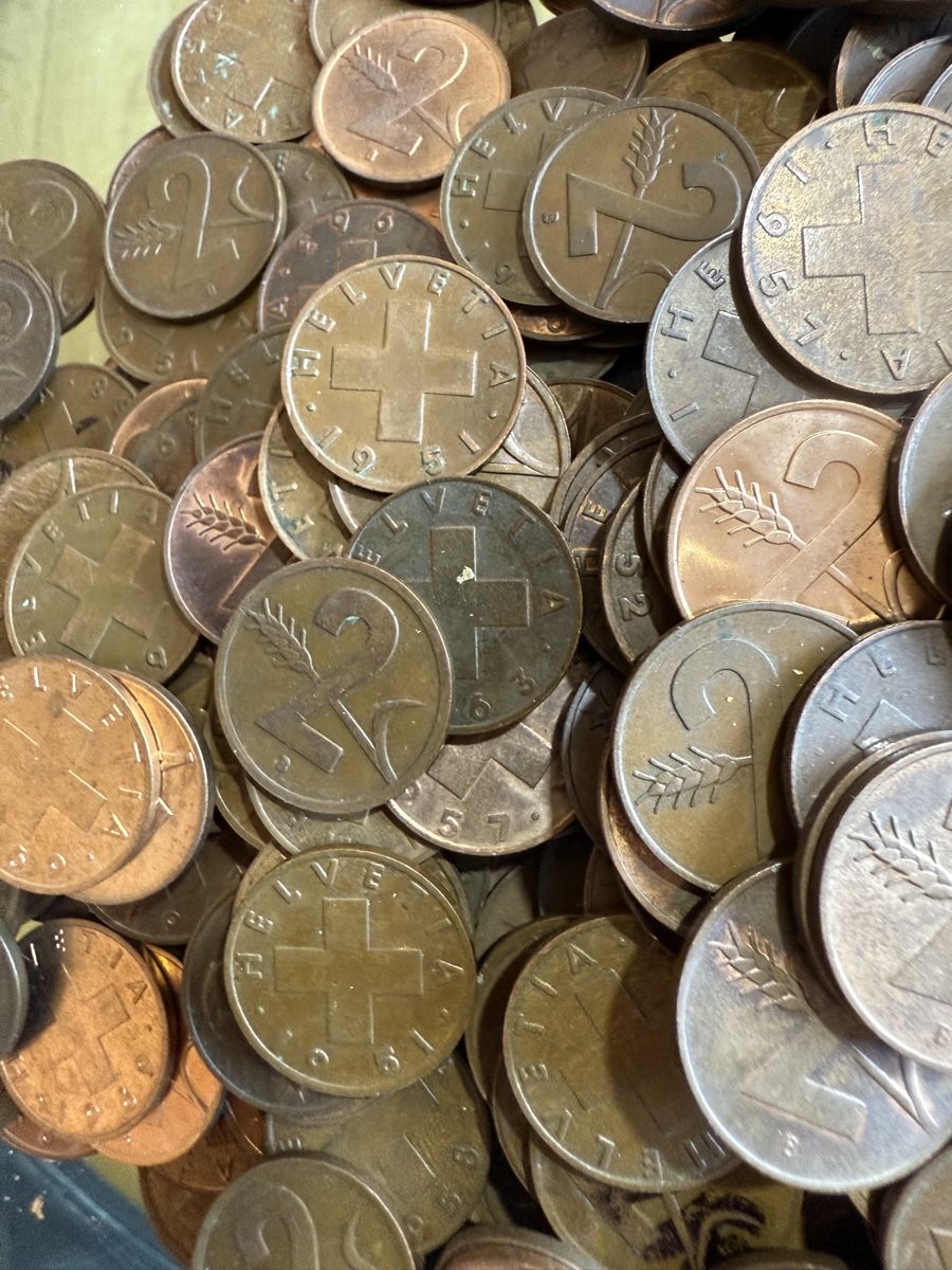 Tutti le monete: Lot 3.2 kg 2 Rappen Schweiz – Usato da Zürich venduto da Geniuss 1