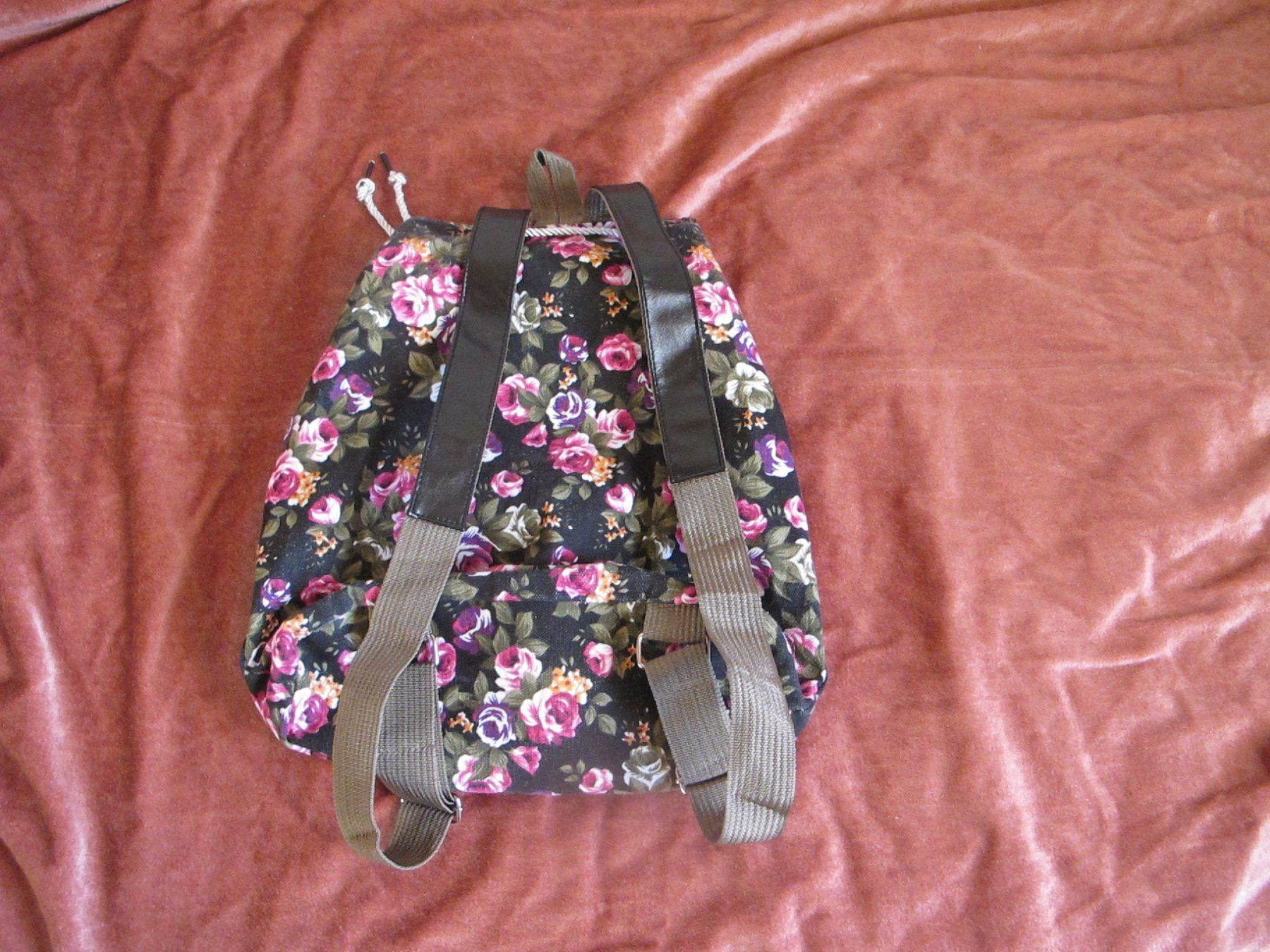 Rucksäcke: Damen Rucksack Blumenmuster neu – Neu (gemäss Beschreibung) aus Löhningen von Chimae67 1