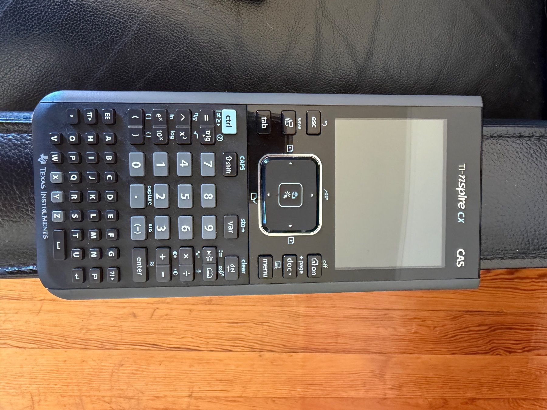 Texas Instruments Taschenrechner: Taschenrechner Texas Instruments – Gebraucht aus Oberwil BL von LiviaS01 4