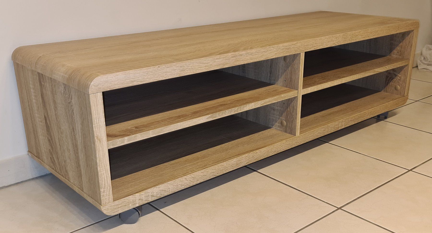 Mobili TV: TV Möbel Eichendecor – Usato da Bischofszell venduto da Malabi 2