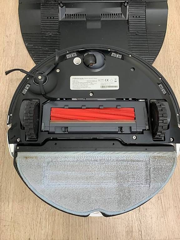 Roborock Aspirapolveri & Accessori: Roborock S7 Max Ultra Saug- Wischroboter mit Absaugstation – Usato da Obernau venduto da Arche_Noah_Brocki 8