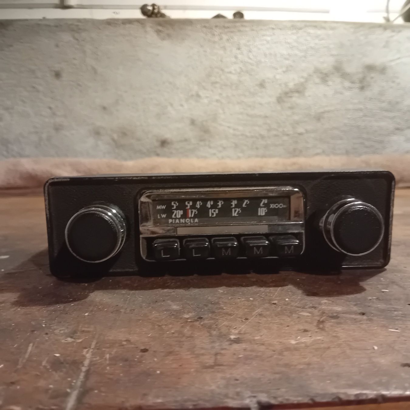 VW Toutes les pièces auto: Oldtimer Autoradio VW-T2 – D'occasion à Herisau par Choret