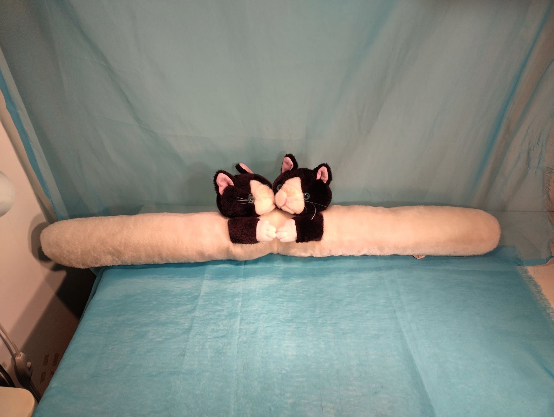 Cuscini: Zugluftstopper mit 2 Katzen, Plüsch – Nuovo (secondo la descrizione) da Bellach venduto da JingleCherry