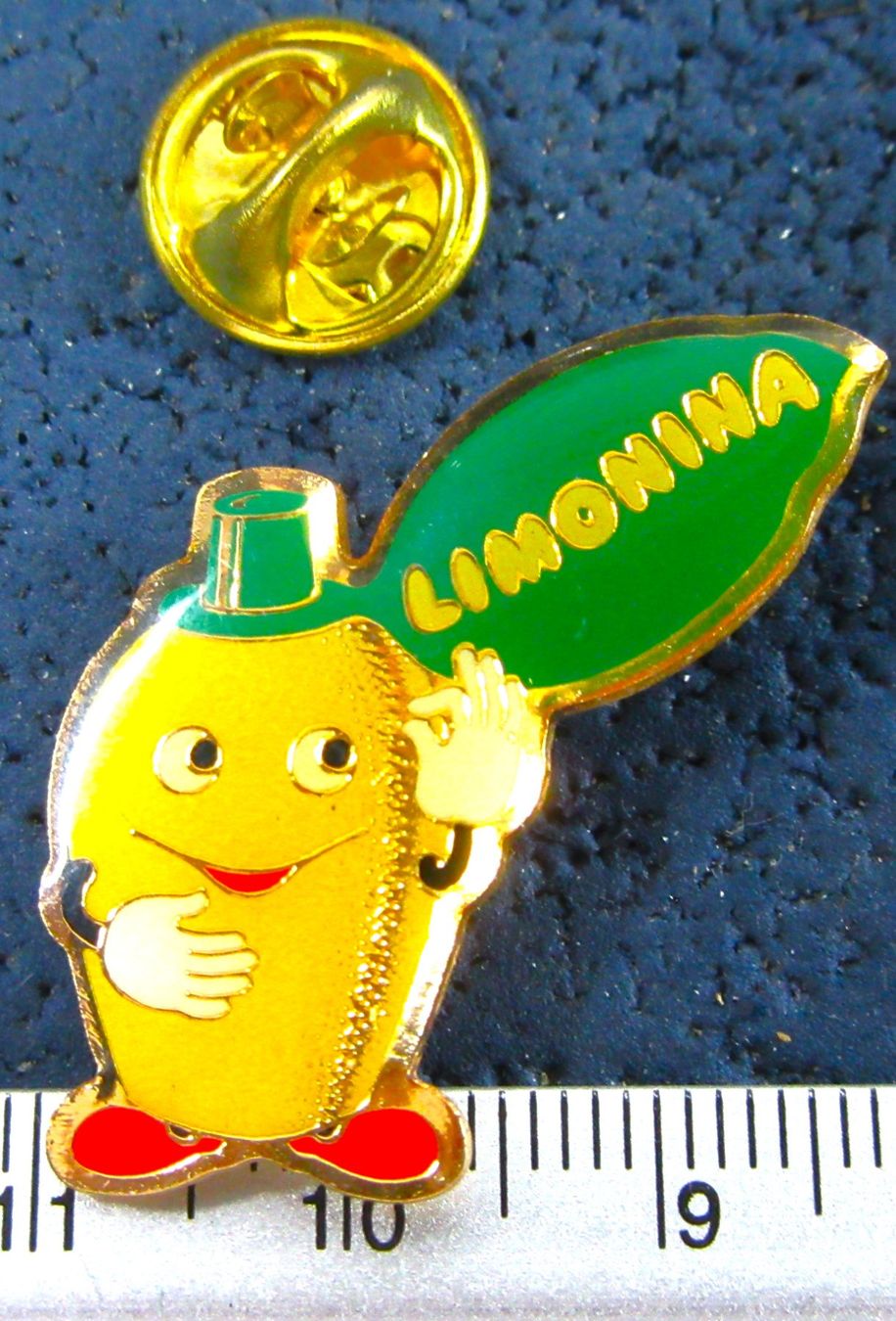 Swiss Placchette & Badge: LIMONINA PIN – Usato da Ettingen venduto da Hausi4711