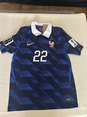 Ekitike 22 Trikot