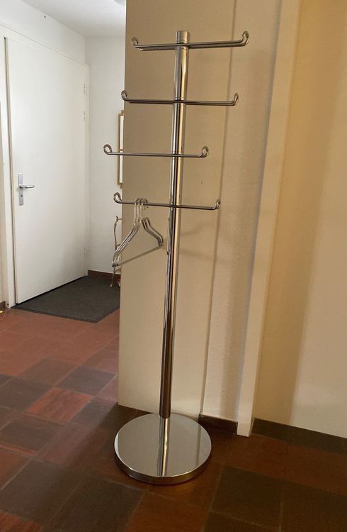 Guardaroba: Kleiderständer Garderobenständer Standgarderobe Ständer Esit – Usato da Dottikon venduto da 6571 4