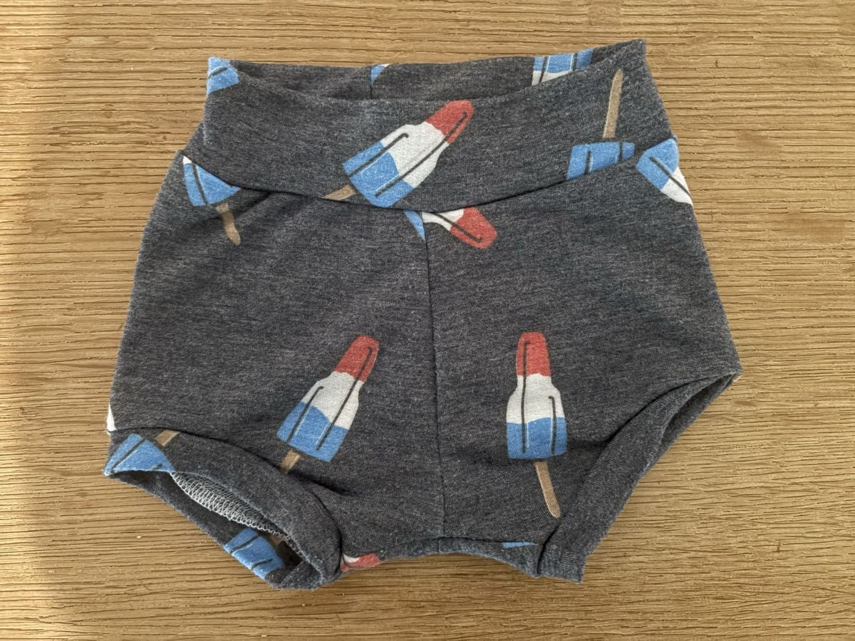 Pantaloni: Rakete Rocket Pops Bloomers 6-9 Monate – Usato da Malleray venduto da 2v8v 1
