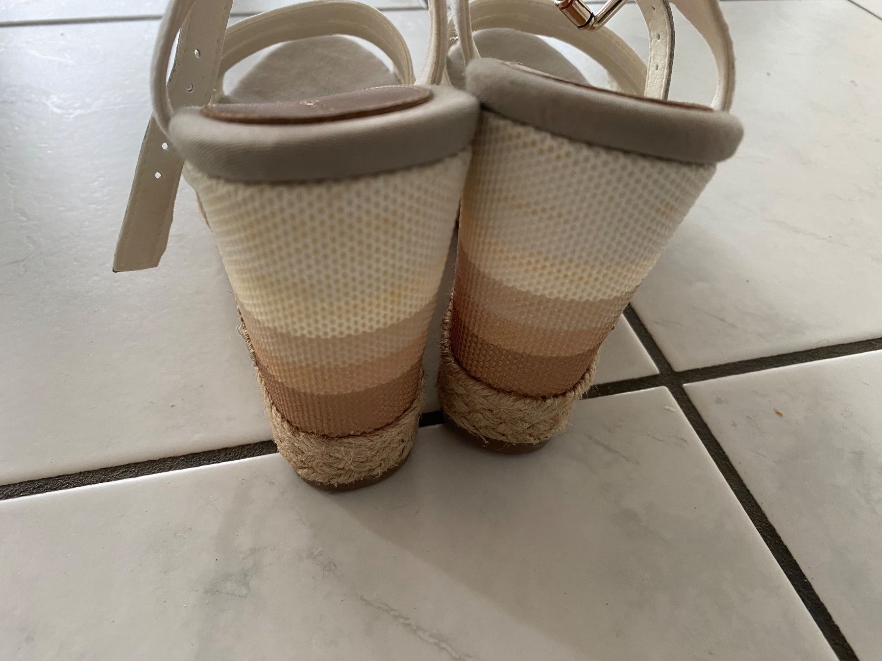 Tommy Hilfiger Scarpe da donna: Keilsandale Tommy Hilfiger – Nuovo (secondo la descrizione) da Schmerikon venduto da vasso72 3