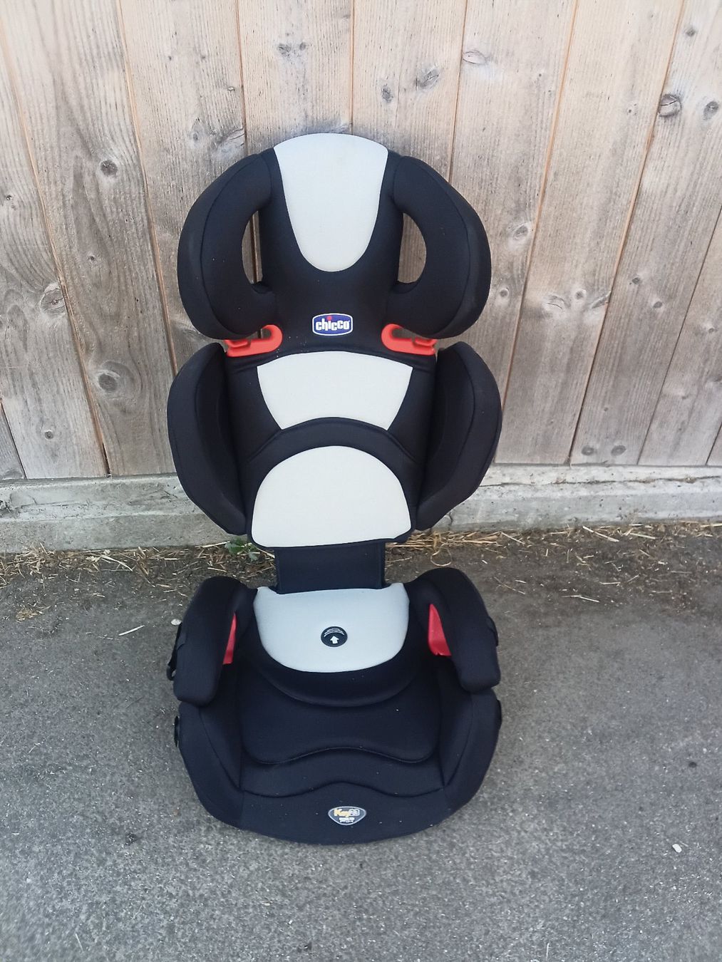 Chicco Seggiolini per auto: Chicco Kinderautositz – Usato da Lützelflüh venduto da fortuna87 1