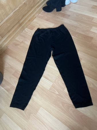 Schwarze Stoffhose, Gr. M – perfekt für den Sommer!