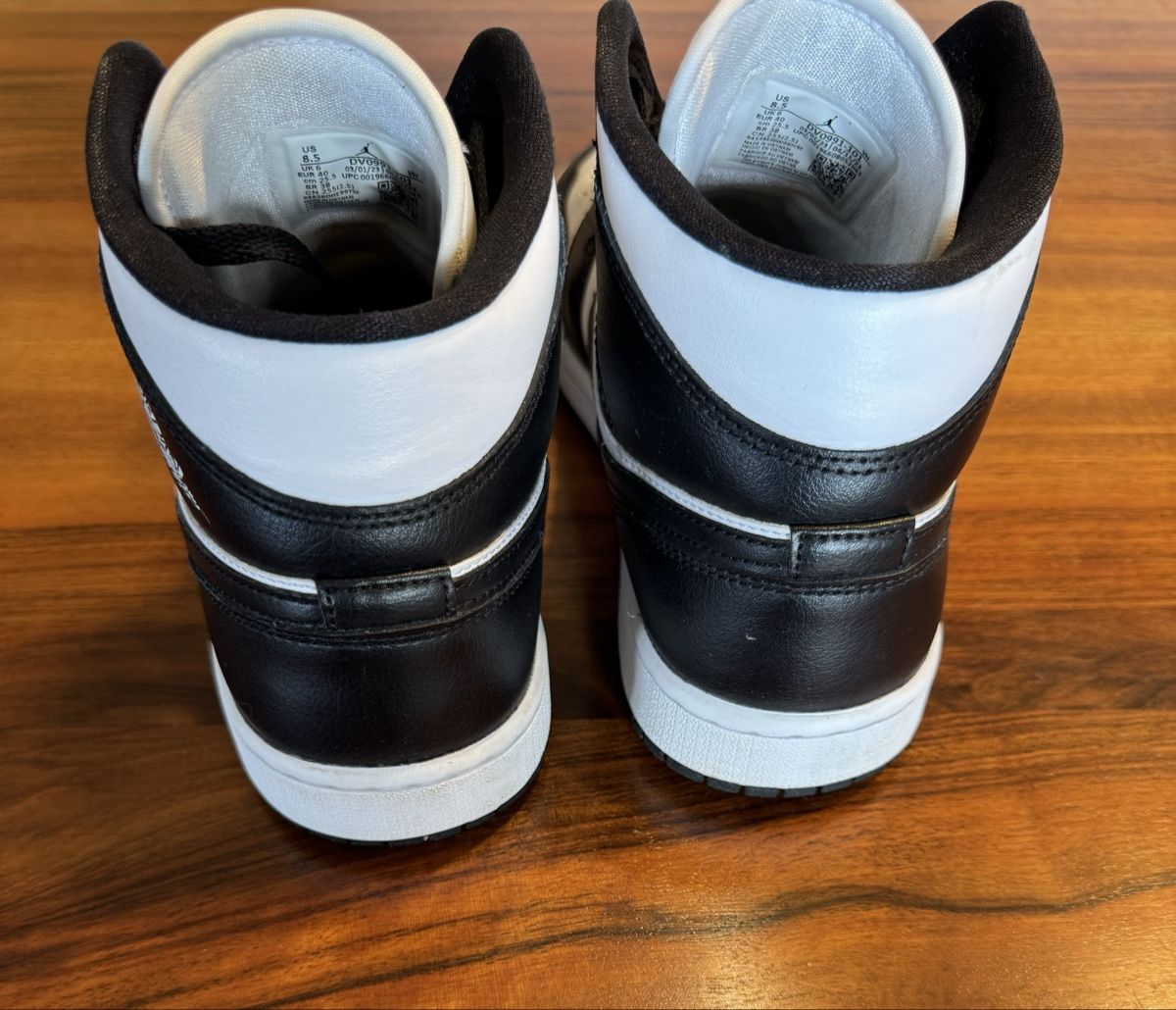 Damenschuhe: Jordan AIR 1 MD Sneaker high withe/black Gr:40 – Gebraucht aus Richterswil von Clickndeal 2