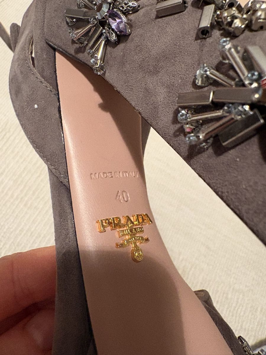 Prada Scarpe da donna: Unworn Prada Crystal Heels 40 – Nuovo e nell'imballaggio originale da Zürich venduto da jir_k6j2 5