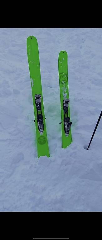 Sci: Ski k2 Freeride, prix à négocier – Usato da Montreux venduto da ri_820 1