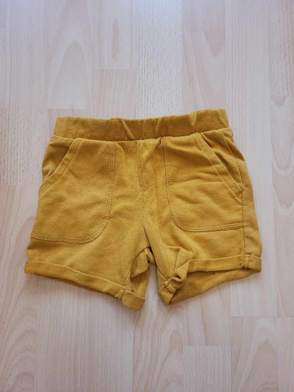Pantalons: Hose gr. 104 – D'occasion à Inwil par Flower2325