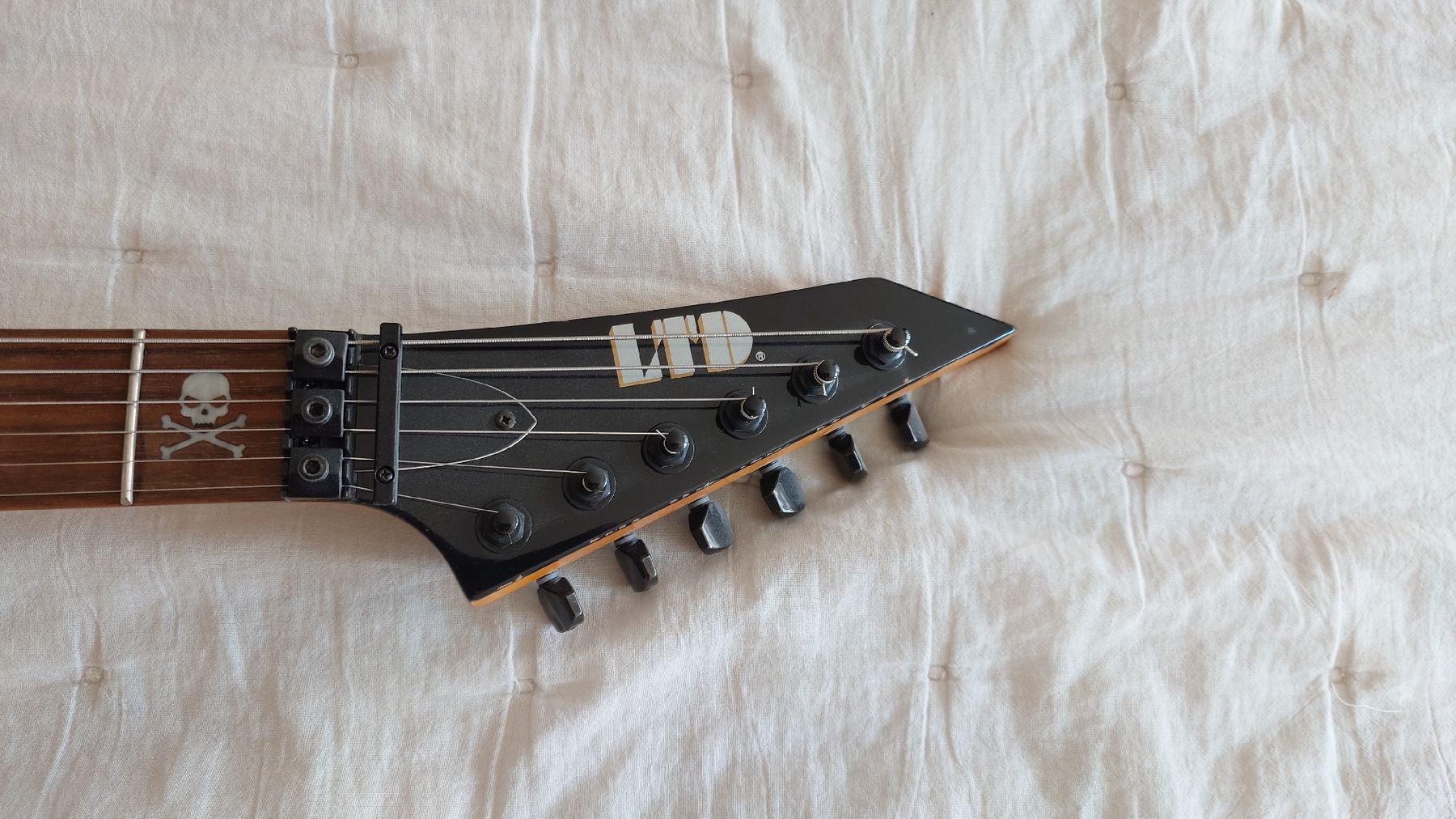 Strumenti musicali: ESP LTD KH-25 Distressed, limited edition – Usato da Zürich venduto da bab_0804 3
