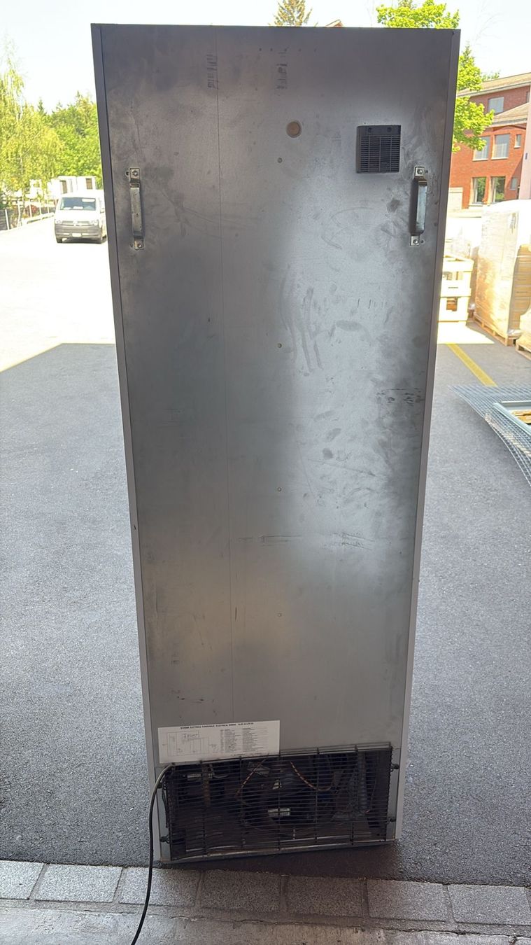 Congelatori: EPTA Tiefkühlschrank GLEE 45 Lite V2 – Usato da Bäretswil venduto da Kaeltemacher8344 2