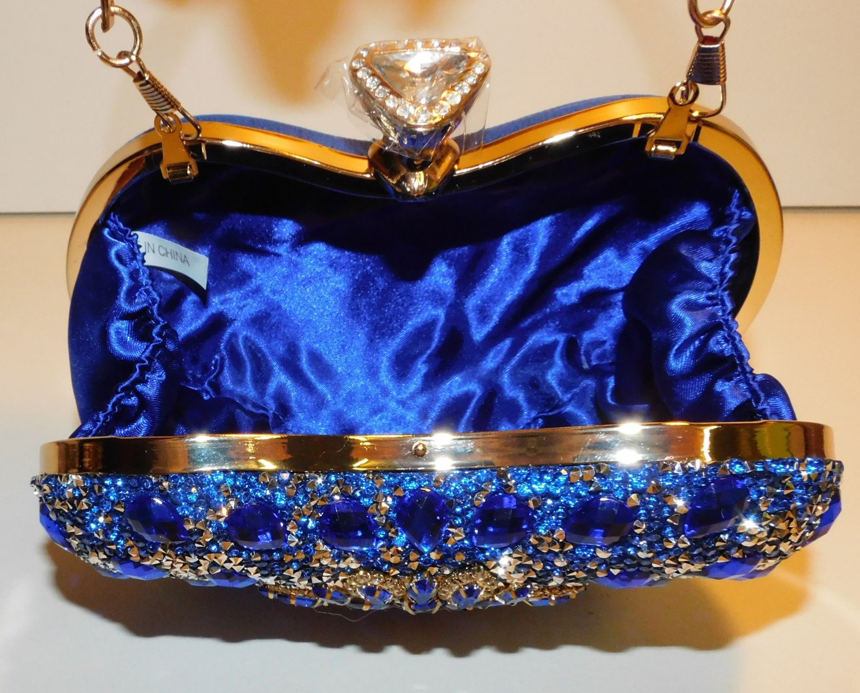 Borse da donna: Clutch Handtasche Umhängetasche Neu – Usato da Sursee venduto da 76 5