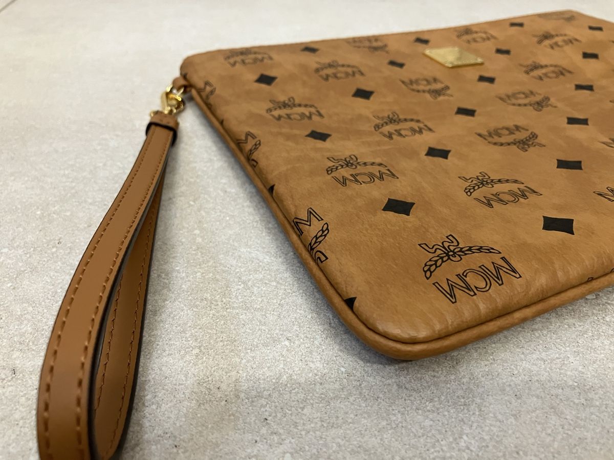 Mcm Borse: MCM Pouch mit Handgelenksband - neu – Nuovo (secondo la descrizione) da Stansstad venduto da kerri8 3