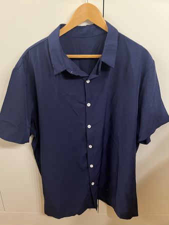 Dunkelblaue Sommer-Shorts/Shirt Grösse 2XL