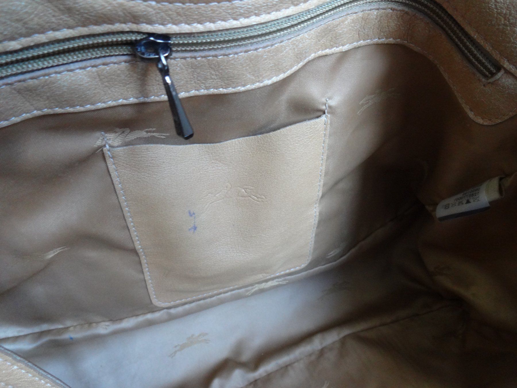Longchamp Borse da donna: *** Longchamp *** Echtleder  Hand od. Umhängetasche – Nuovo (secondo la descrizione) da Frauenfeld venduto da Riaa 6