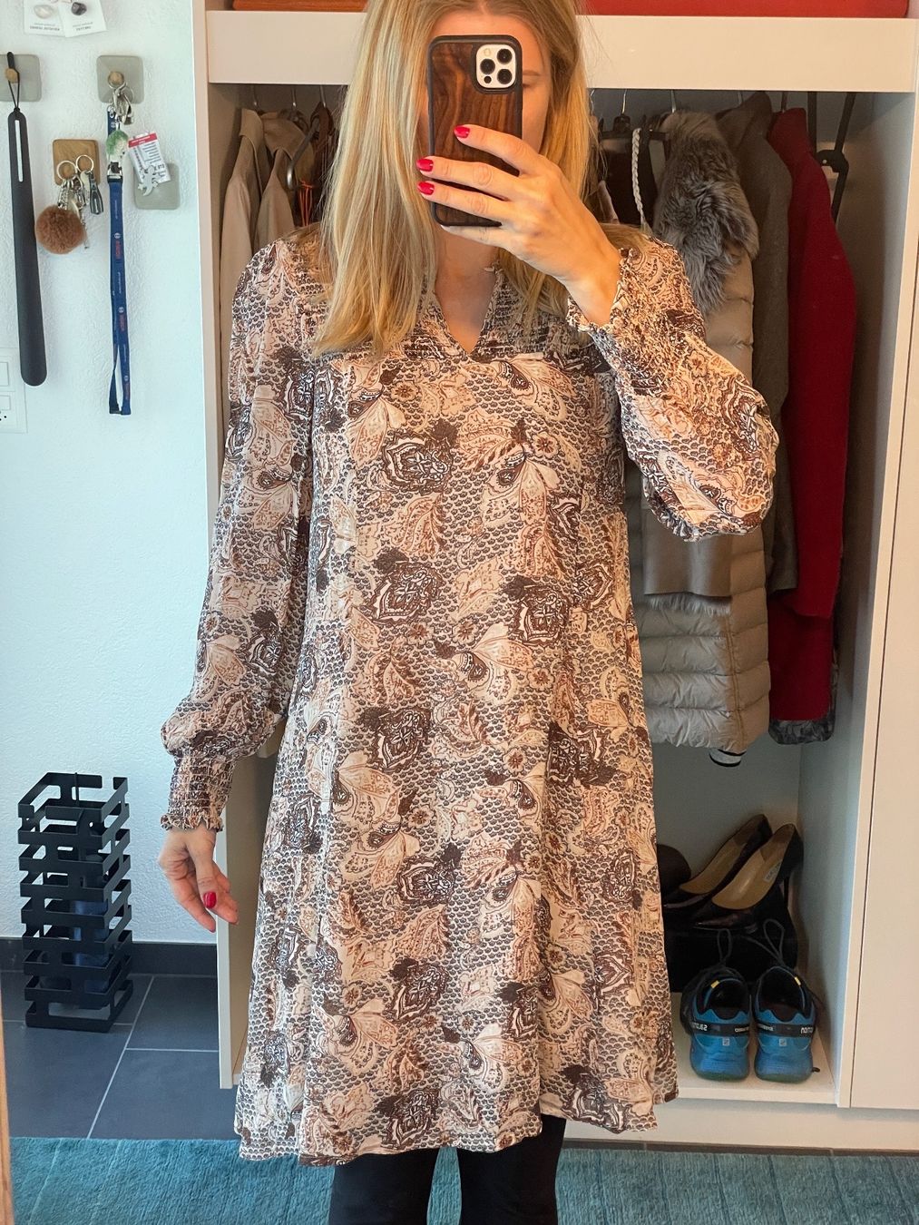 Kleider: Schönes Kleid Part Two – Gebraucht aus Aesch LU von reneru77 1
