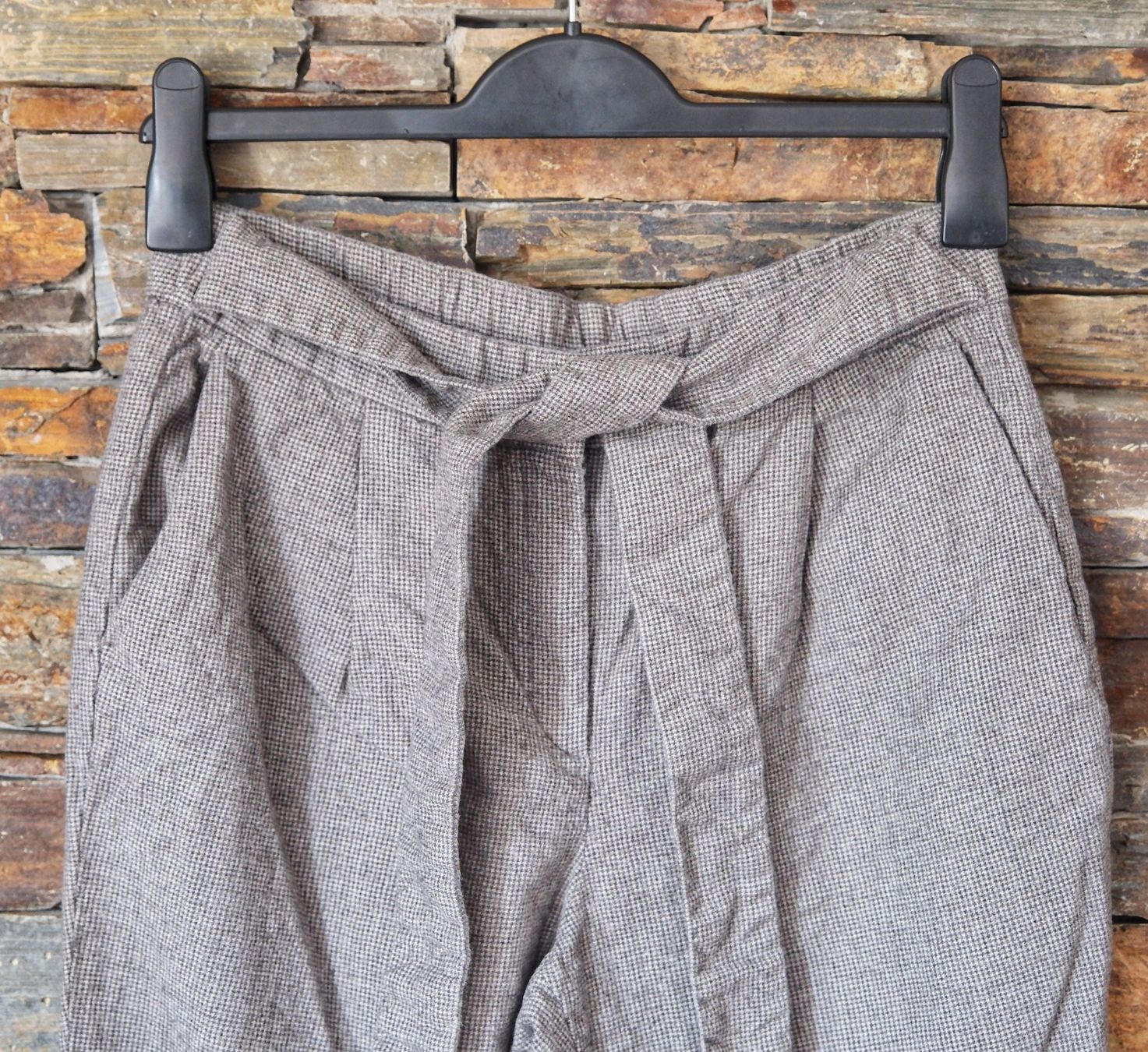 Massimo Dutti Hosen: Hose MASSIMO DUTTI Gr. 40 grau – Gebraucht aus Winkel von man_2qfr 1