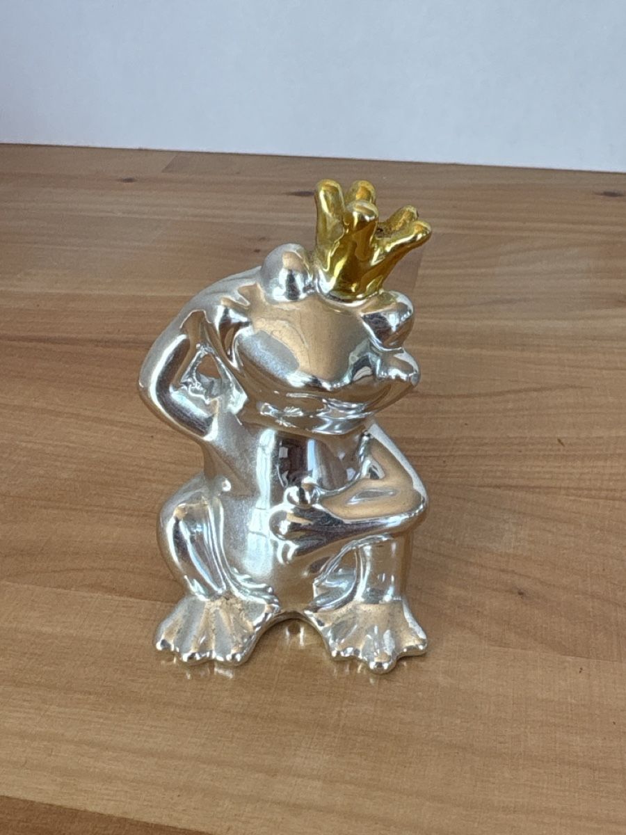 Tutte le decorazioni: Froschkönig Figur aus Keramik – Usato da Rümlang venduto da euqinom16