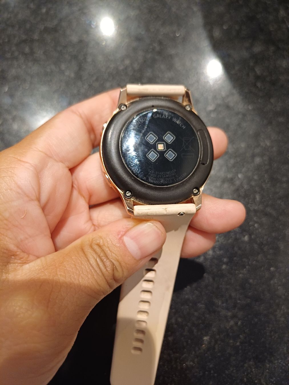 Samsung Smartwatch: Galaxy Watch Active – D'occasion à Schiers par mar_wg5v 1