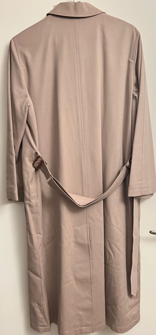 Hermès Cappotti: Hermès trench coat beige – Nuovo (secondo la descrizione) da Lausanne venduto da NYC67 9