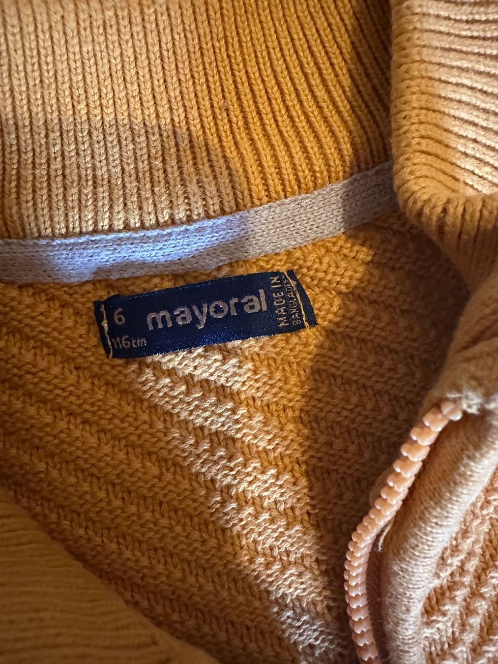 Maglioni & Felpe: Strickpullover mit Reissverschluss, Grösse 116 – Usato da Zürich venduto da poliveira 3