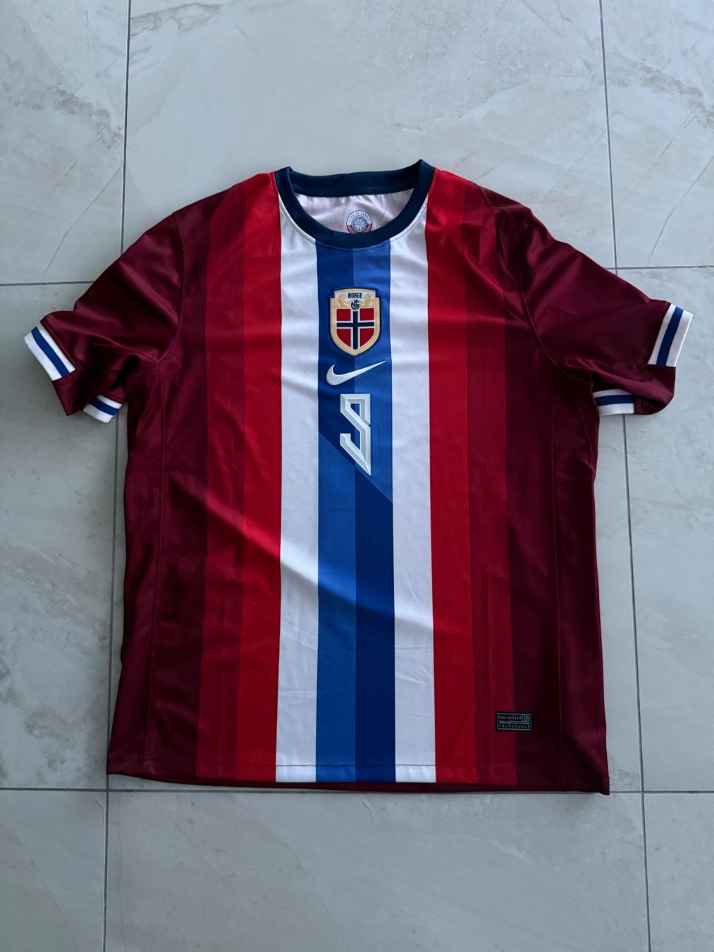 Leibchen & Hosen: Norwegen Trikot Haaland – Neu (gemäss Beschreibung) aus Bronschhofen von leo_99hp