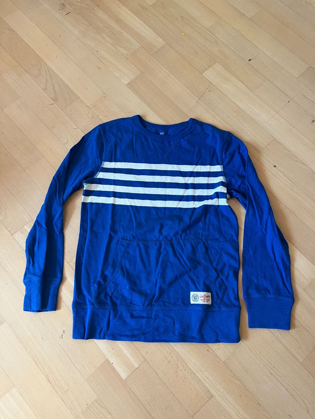 Pullover & Sweatshirts: Hoodie von GAP, neu – Neu und originalverpackt aus Zürich von emily02