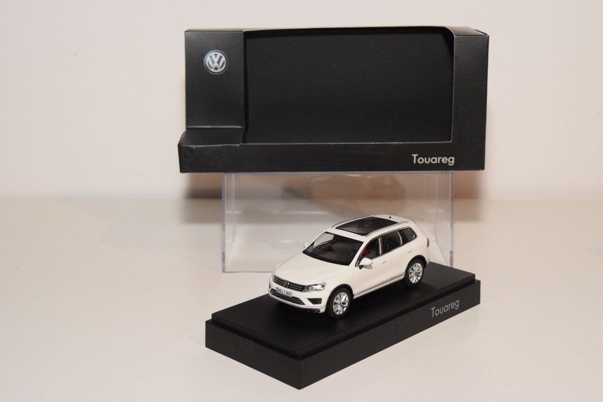 Volkswagen Modellini d'auto: VW Touareg – Nuovo e nell'imballaggio originale da Flawil venduto da Imperiosud